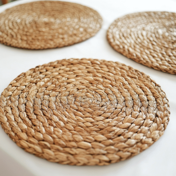 Table Lining Seagrass Placemat - Image 3