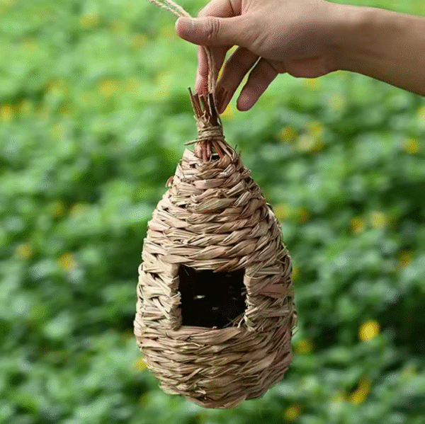 Natural Grass Bird House